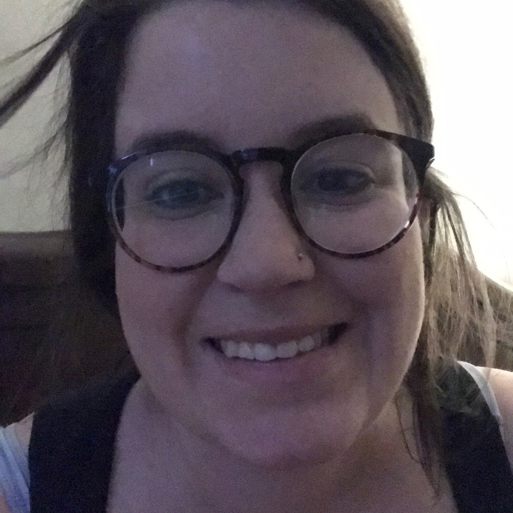 Meet your Posher, Hillary